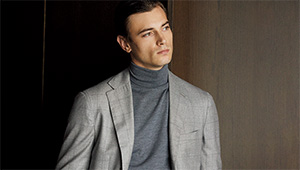 神の繊維・ヴィキューナ入りのスーツが既製でも登場〈キートン 〉