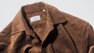 〈コロニー クロージング〉のスウェットのように気楽なスエード!?