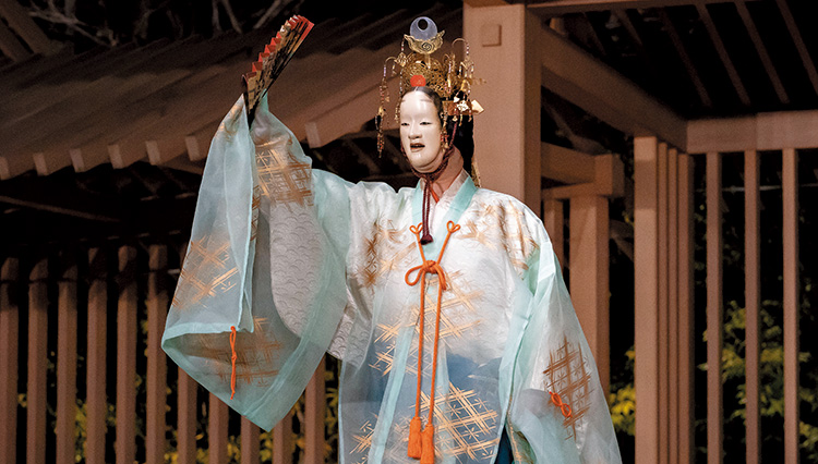 自然と溶け合う能舞台を前に五感で味わう幽玄の美〈バンヤンツリー・東山 京都〉