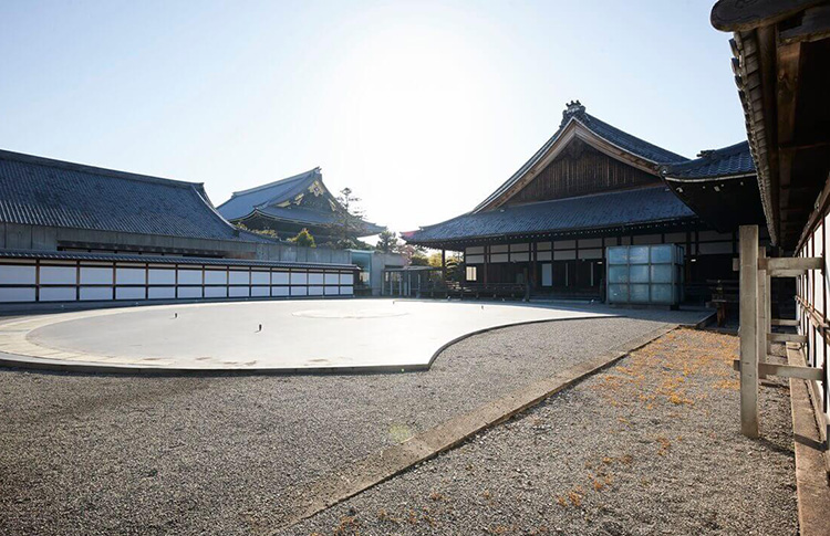東本願寺視聴覚ホール