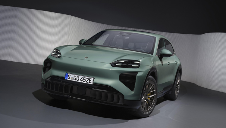 電動化が切り拓く新章。ポルシェ最強SUV「カイエン エレクトリック」登場