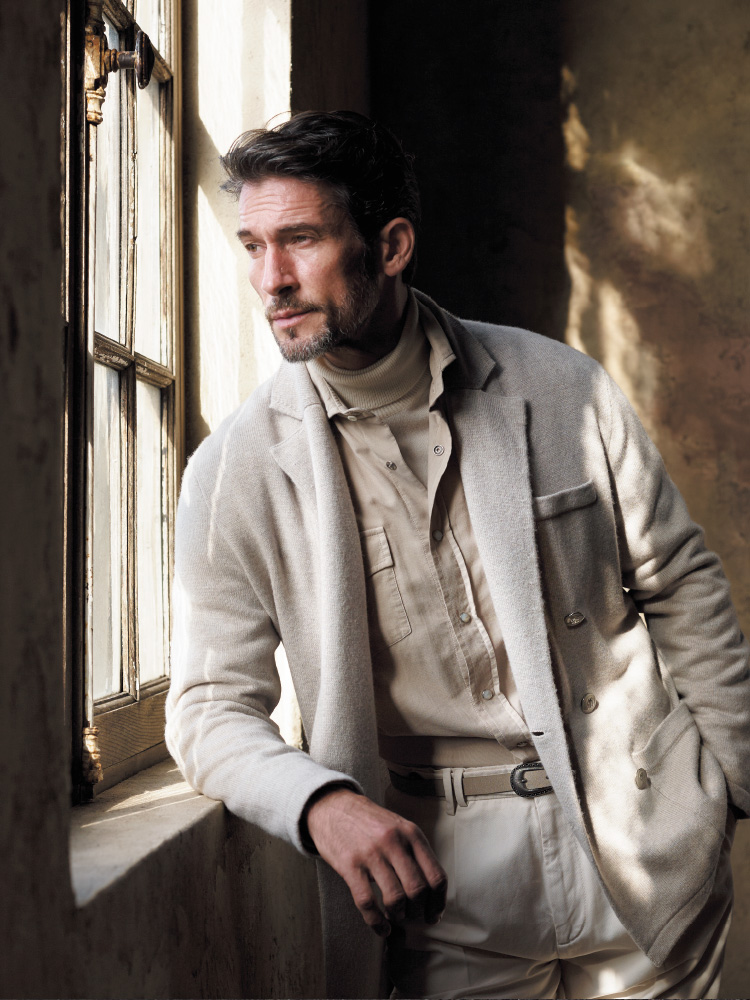 ブルネロ クチネリのカシミアニット