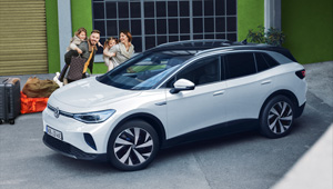 BEVはこうして“当たり前”になっていく。フォルクスワーゲン ID.4、たゆまぬ進化の現在地