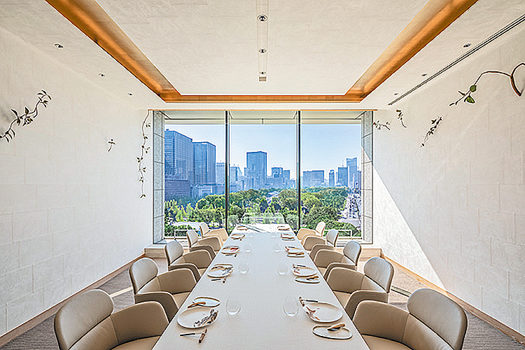 エステール by アラン・デュカス