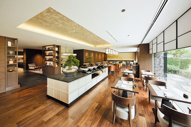 クラブラウンジ花雅