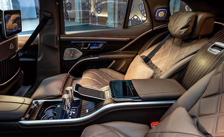 Mercedes-Maybach EQS 680 SUV