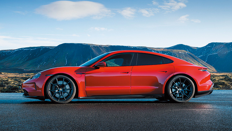 Porsche Taycan 静寂をデザインする、ポルシェのEV