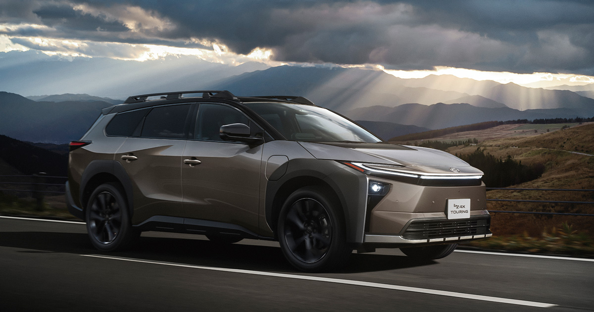 走りと実用性を両立したトヨタ「bZ4X Touring」。BEVが拓く新しい