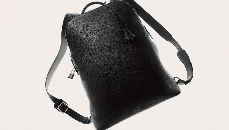 新時代を象徴する名品が誕生。HERMÈSの「ボリード」がバックパックに