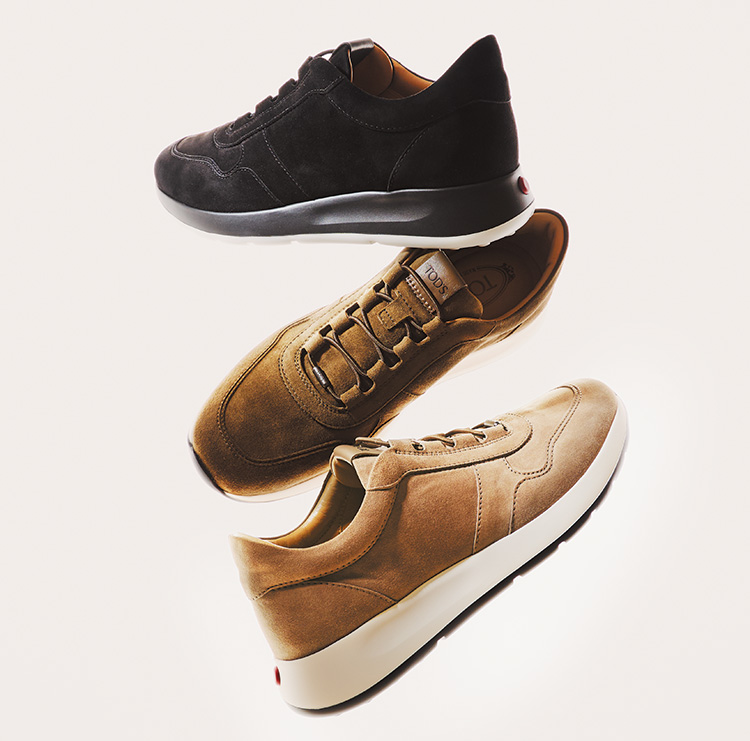 トッズの「レッド ドット パシュミー スエードスニーカー」