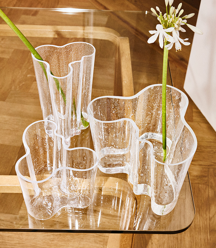 イッタラ「Bubble Base」