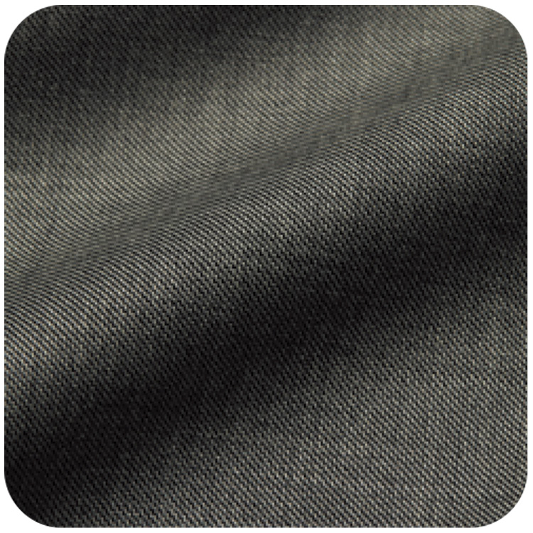 通年対応のスーツ生地