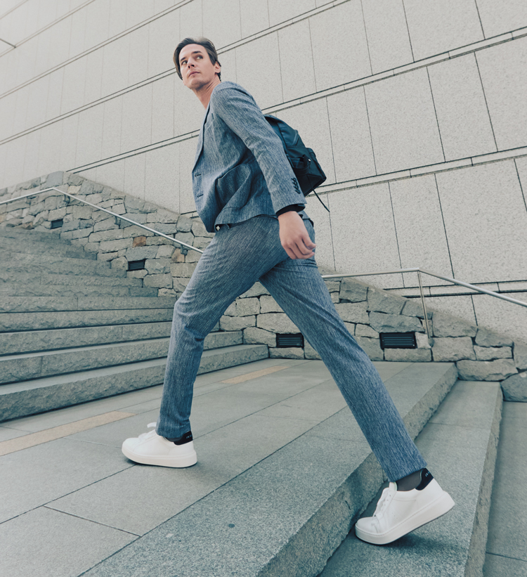 「仕事＝堅苦しい」からの解放