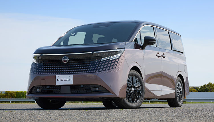 グランドツーリングという新ステージへ。日産のフラッグシップミニバン「エルグランド」が待望のモデルチェンジ
